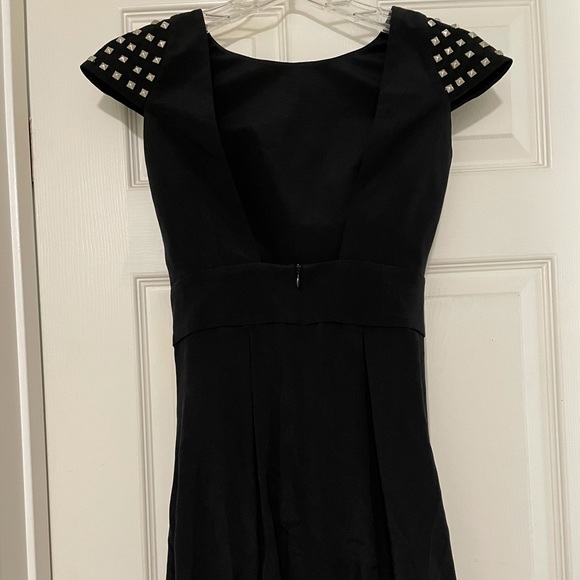 Naven 💯% silk party dress with studded shoulders - Picture 12 of 15